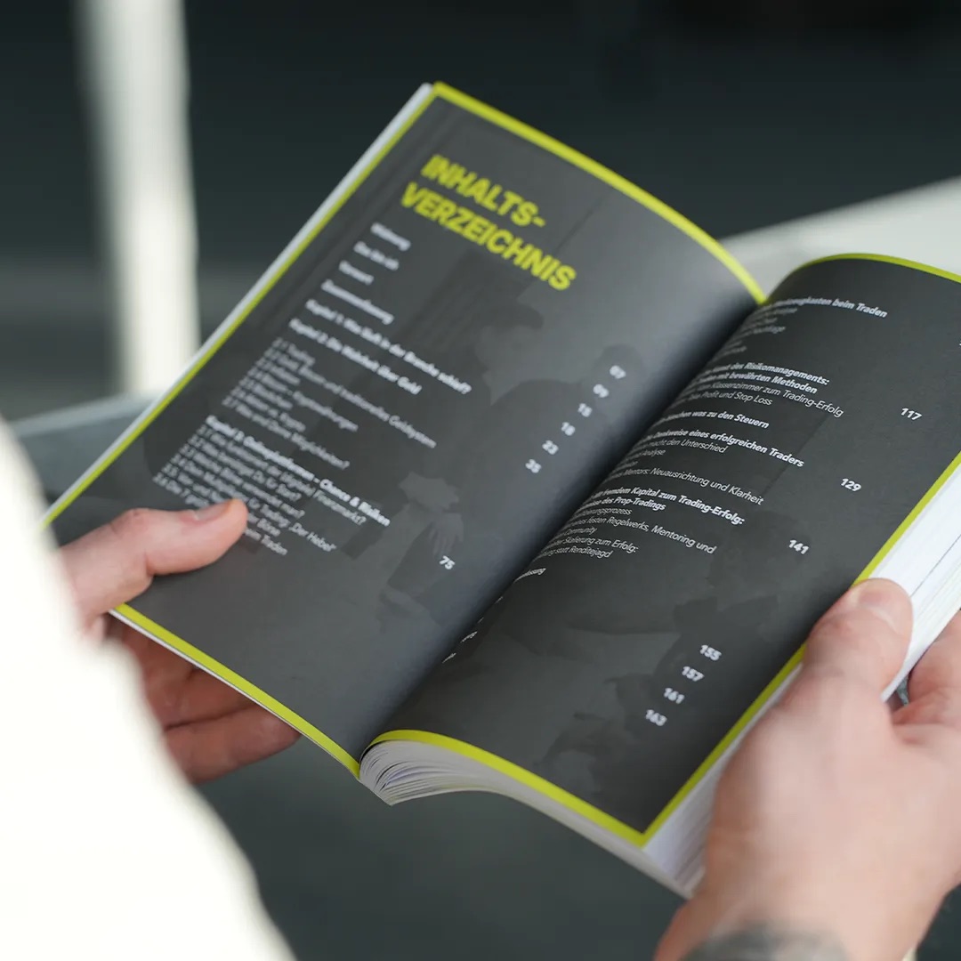 Aufgeschlagenes Buch Der Traum vom Trading